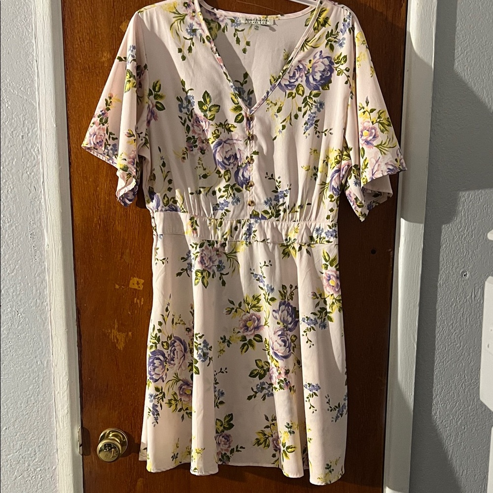 Floral V-Neck Dress with Short Sleeves